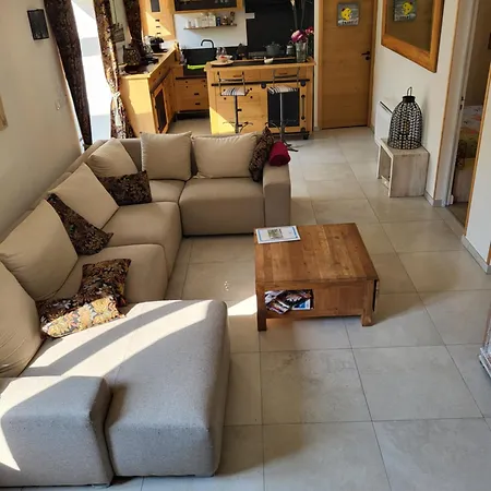 Les Canaillous 4 Clos La Fossette Bed & Breakfast